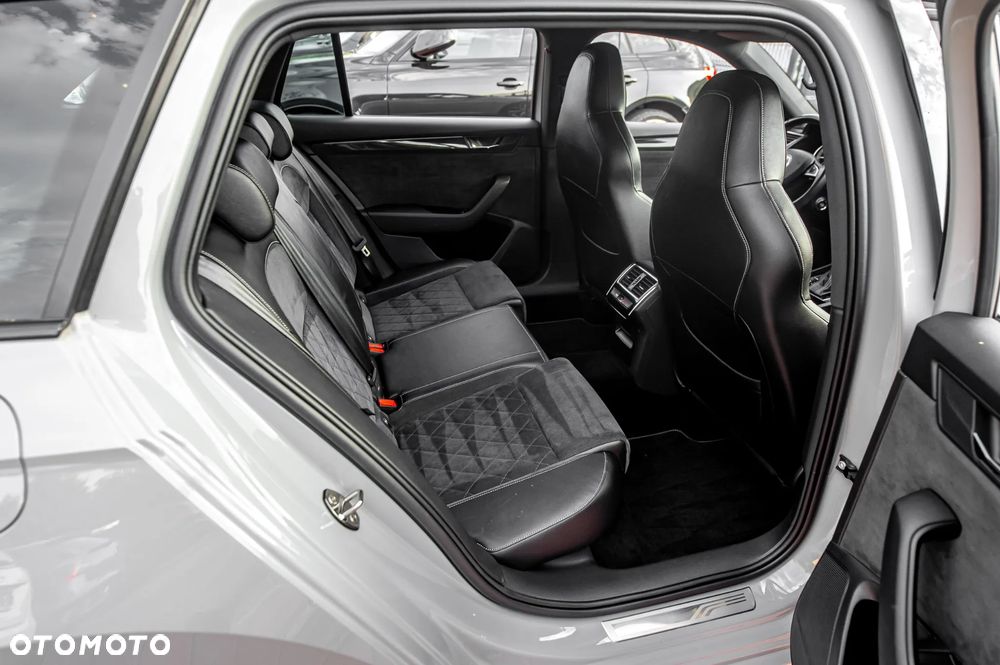 Skoda Superb 2.0 TSI DSG SportLine - 21