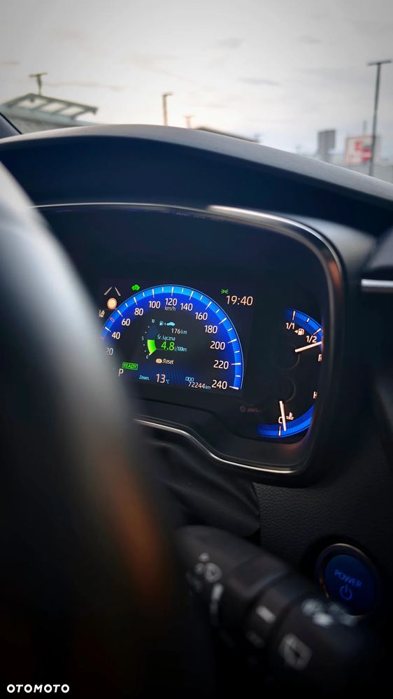 Toyota Corolla 1.8 Hybrid Comfort - 10