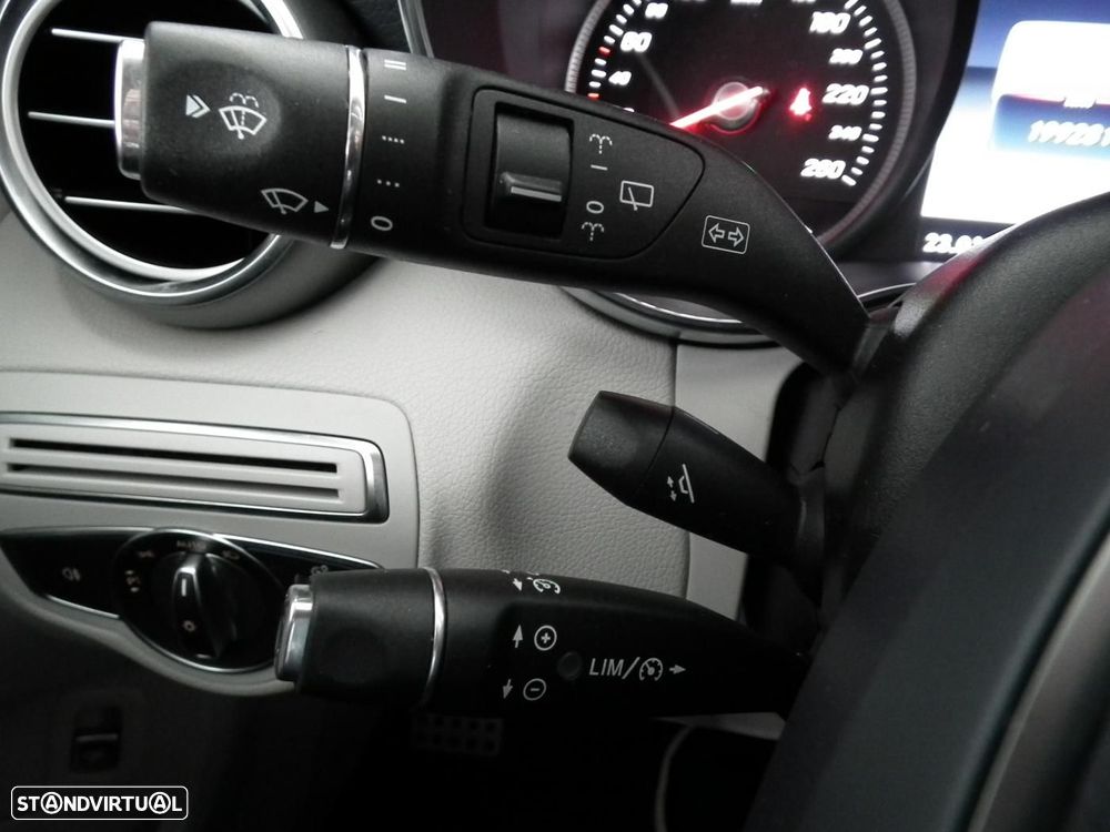 Mercedes-Benz C 250 d 4Matic Station 9G-TRONIC Avantgarde - 32