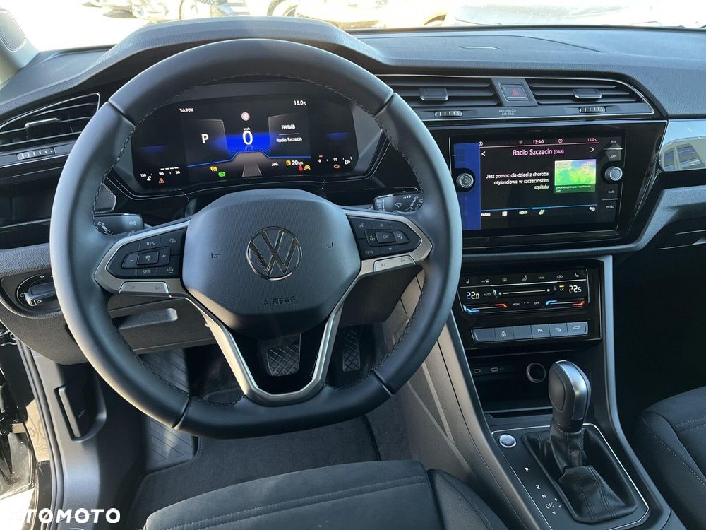 Volkswagen Touran - 20