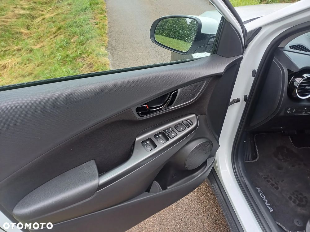 Hyundai Kona 1.6 GDI DCT Style - 12
