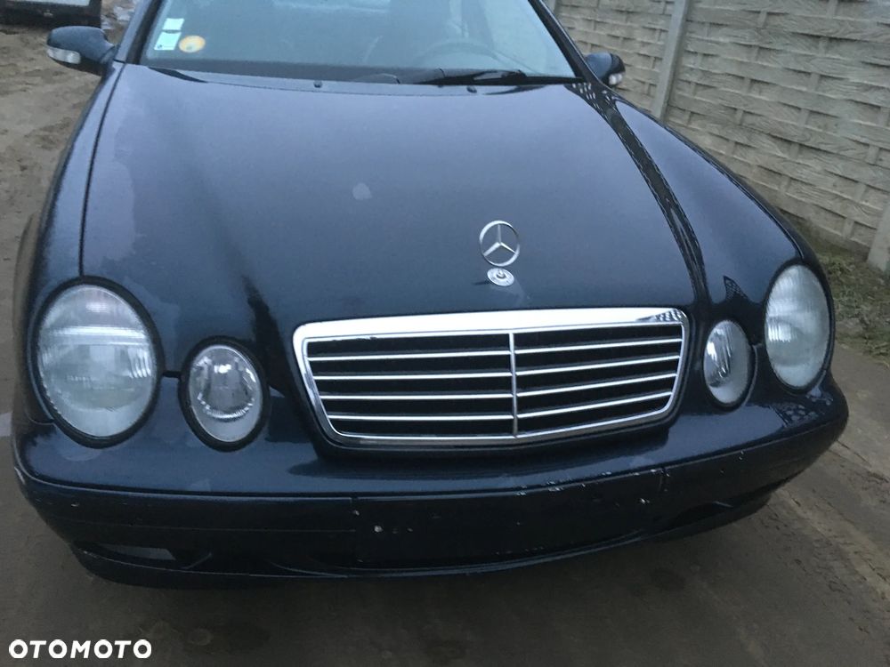 Mercedes-Benz CLK - 2