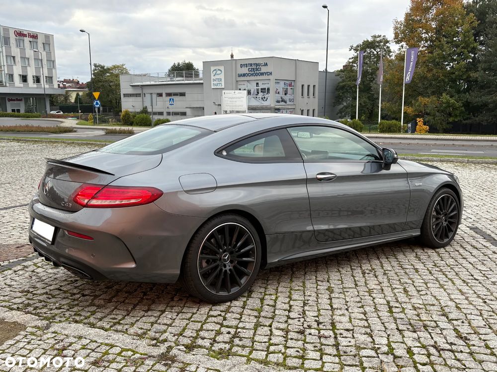 Mercedes-Benz Klasa C AMG 43 4Matic 9G-TRONIC Night Edition - 6