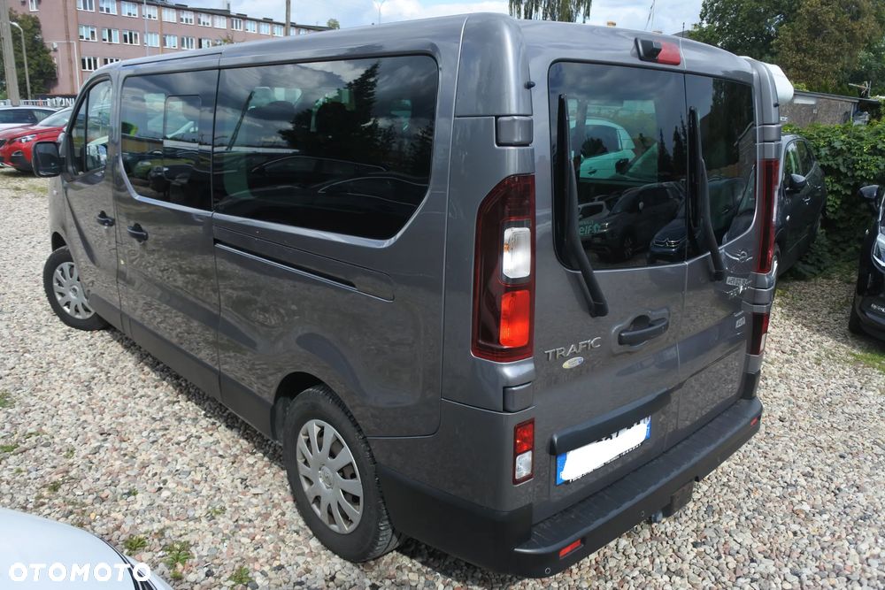 Renault Trafic Grand 2.0 dCi - 4