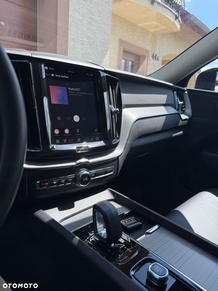 Volvo XC 60 B4 B Plus Dark - 7