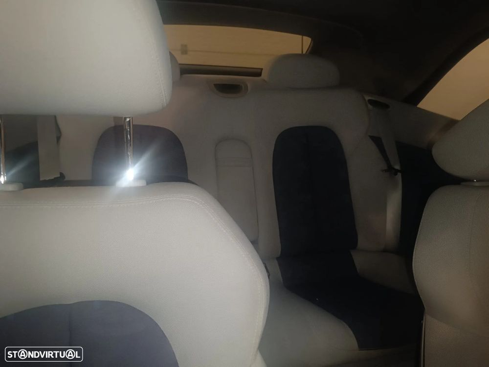 Mercedes-Benz CLK 320 - 10