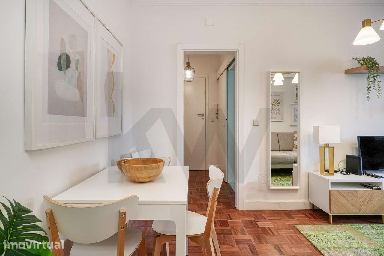 Apartamento T2 totalmente equipado I em frente à Fundação Gulbenkian I - Grande imagem: 5/31