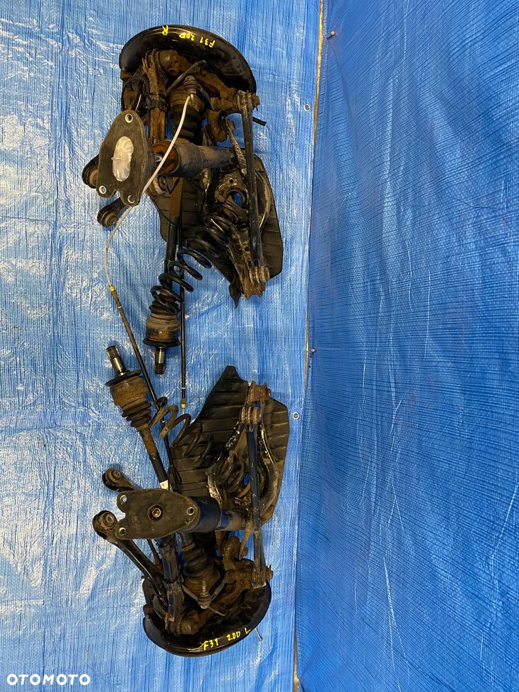 ZAWIESZENIE ZWROTNICA LEWA PRAWA TYLNA KOPYTO AMORTYZATOR WAHACZE PIASTA PÓŁOŚ TARCZA ZACISK  KOMPLET LEWY PRAWY TYŁ BMW F30 F31 320D 2.0D N47 ORYGINAŁ - 8