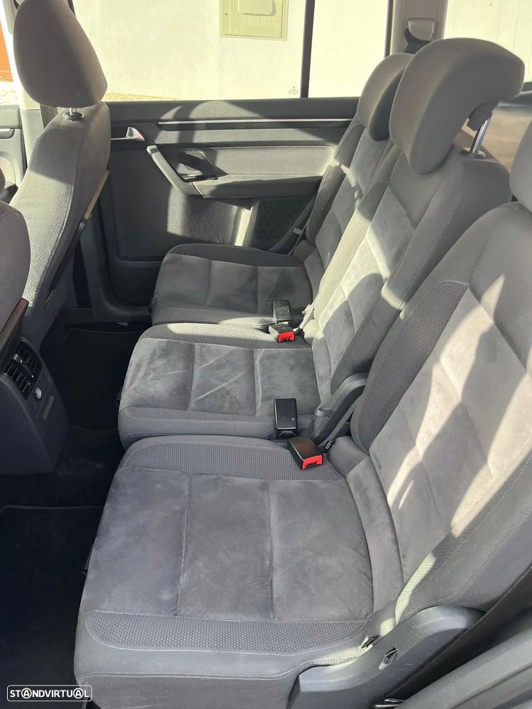 VW Touran - 13