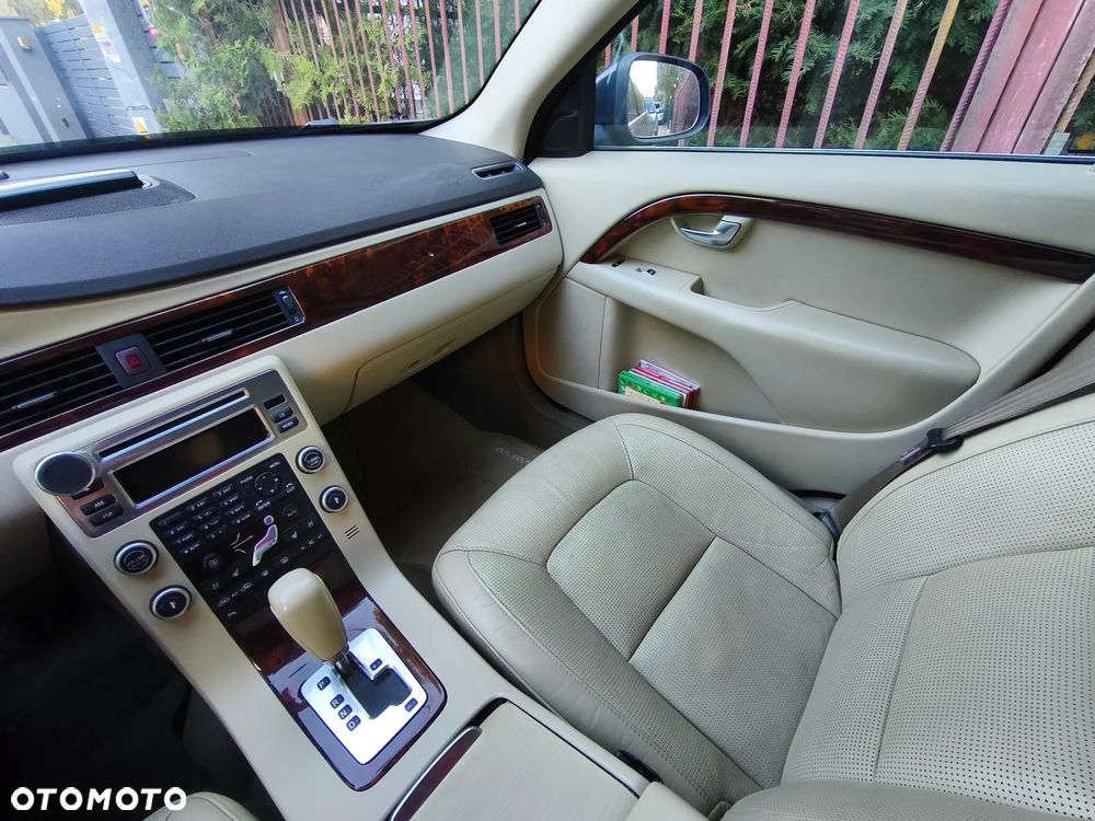 Volvo V70 3.2 Summum - 21