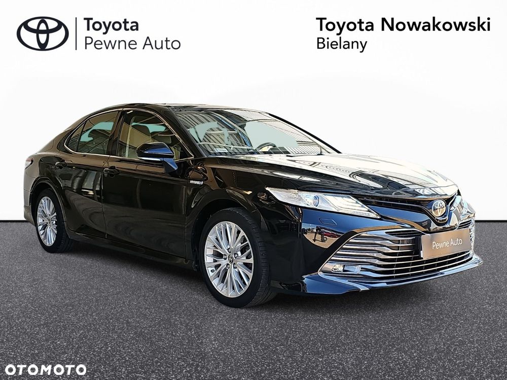 Toyota Camry 2.5 Hybrid Executive CVT - 32