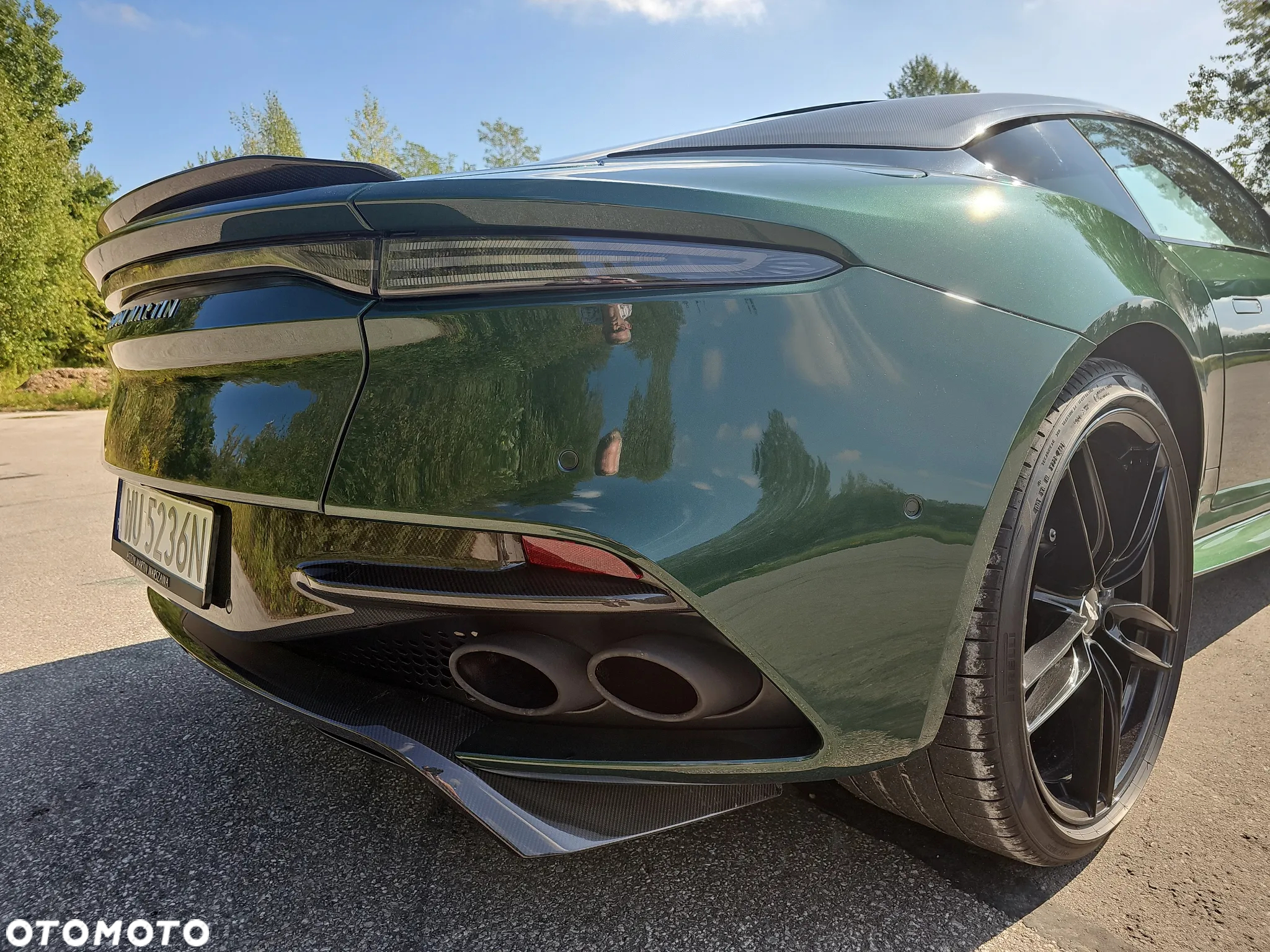 Aston Martin DBS - 22