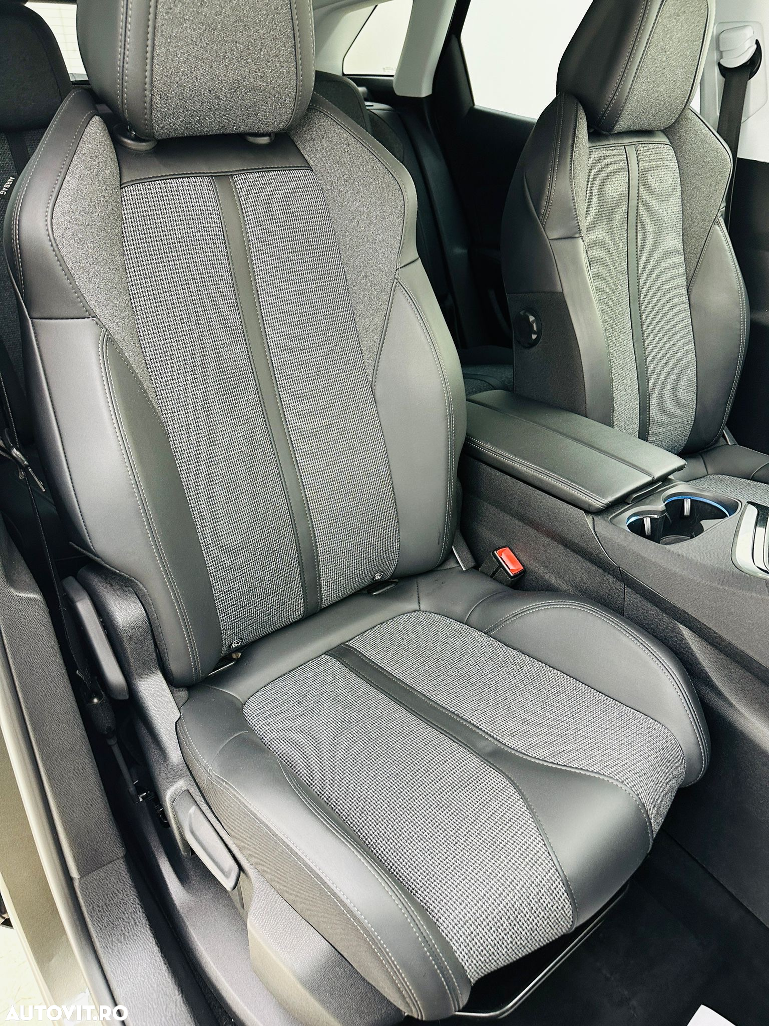 Peugeot 3008 - 21