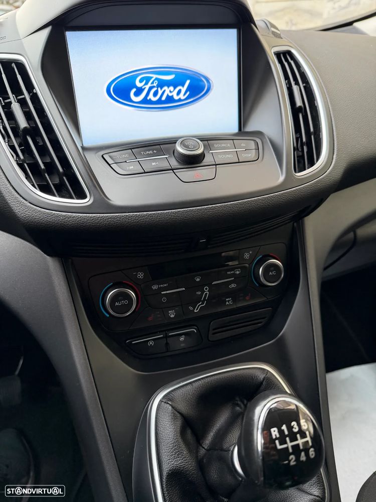 Ford C-Max 1.0 Ecoboost S&S Titanium - 15