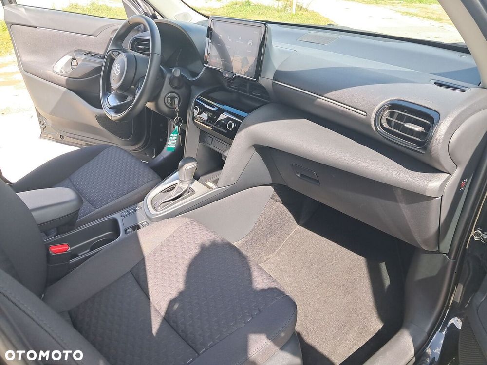 Toyota Yaris Cross Hybrid 1.5 Comfort - 18
