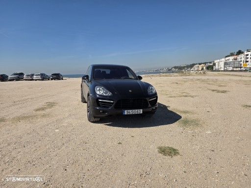 Porsche Cayenne Turbo Tiptronic S - 5
