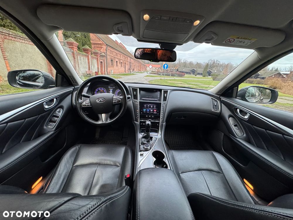 Infiniti Q50 - 10