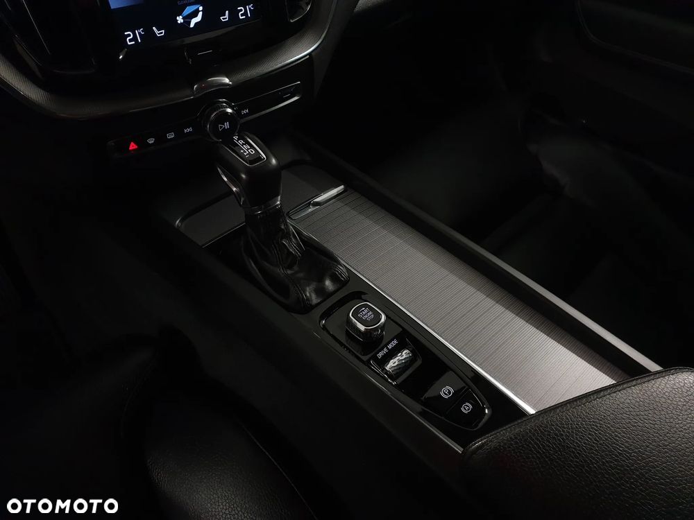 Volvo XC 60 D4 SCR Inscription - 30