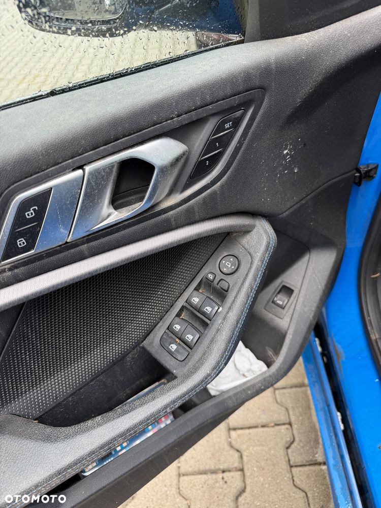 BMW Seria 1 118i M Sport - 8