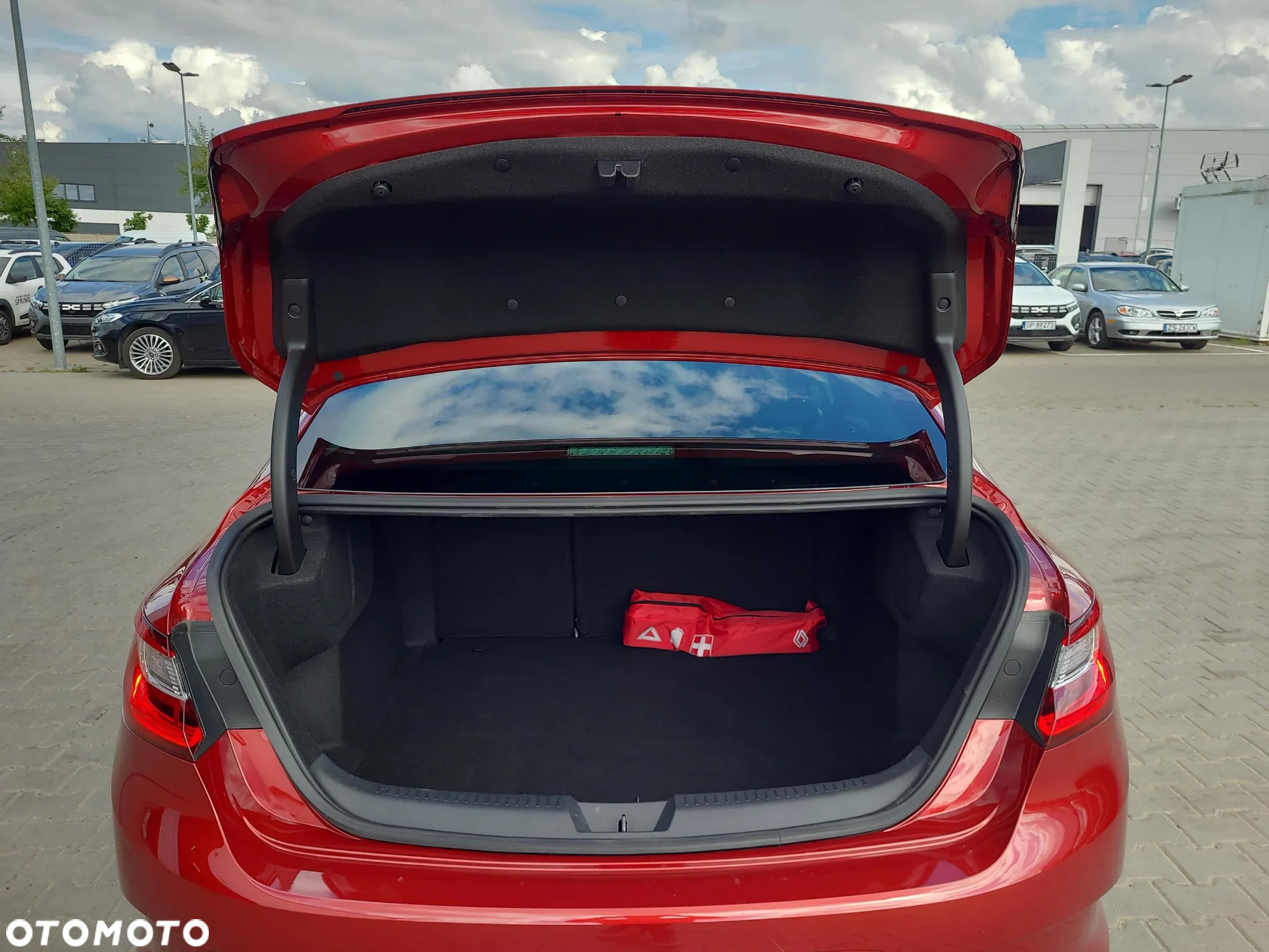 Renault Megane 1.3 TCe FAP Techno EDC - 17