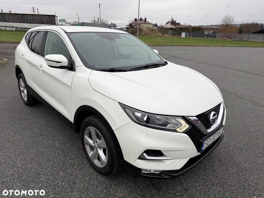 Nissan Qashqai - 1