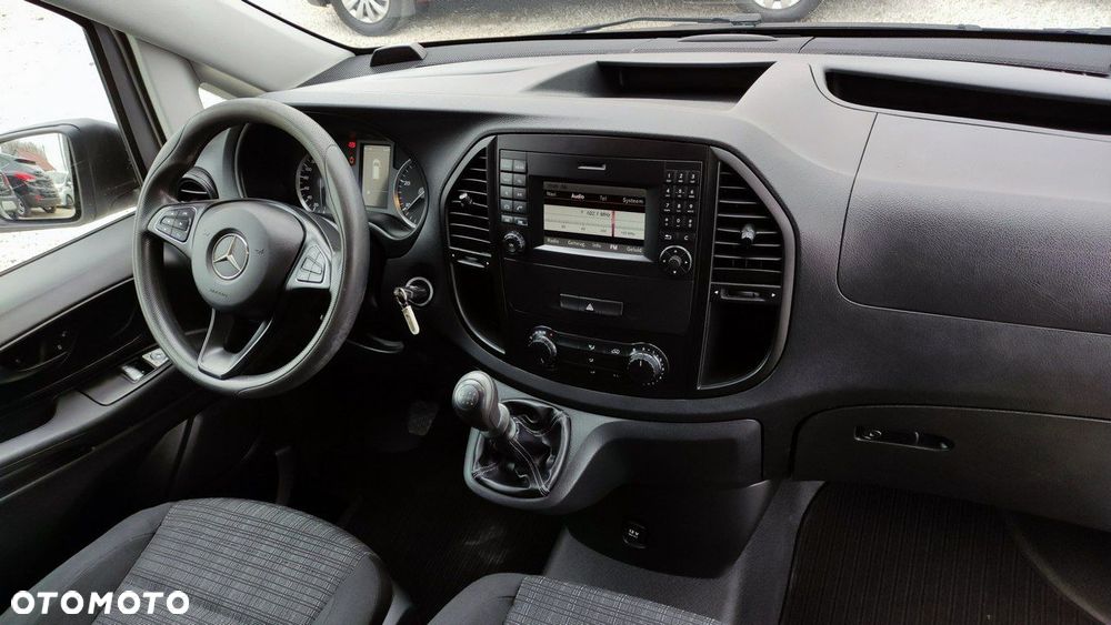 Mercedes-Benz Vito - 25
