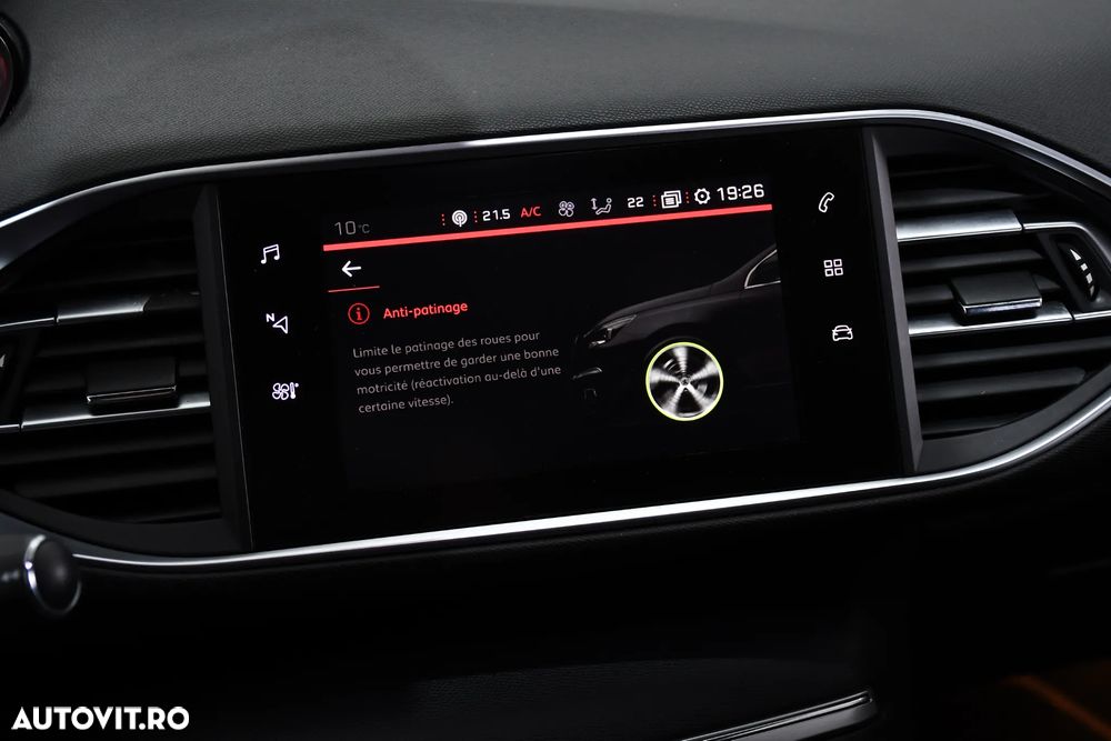 Peugeot 308 1.2 L PureTech Turbo S&S Active - 21