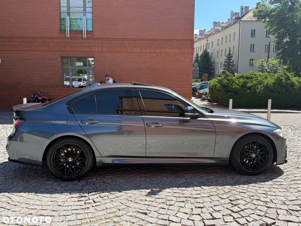 BMW Seria 3 - 11