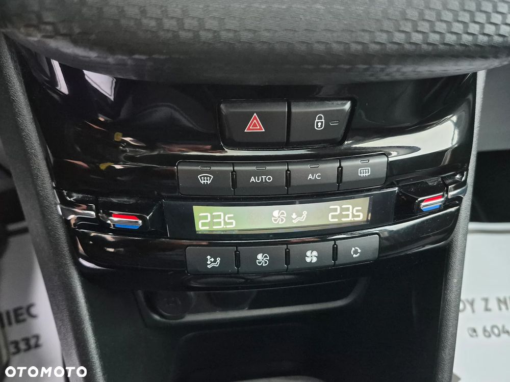Peugeot 2008 - 13