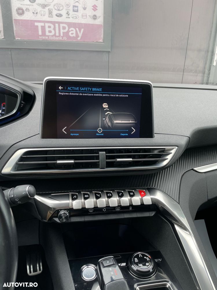 Peugeot 3008 1.2 PureTech Turbo S&S EAT6 GT-Line - 32