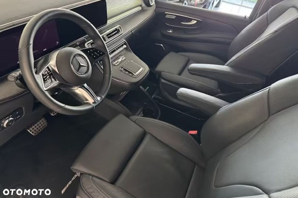 Mercedes-Benz Klasa V - 8
