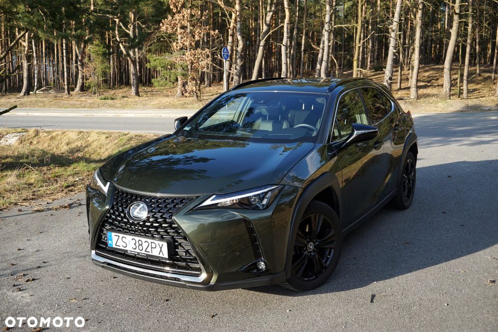 Lexus UX - 1