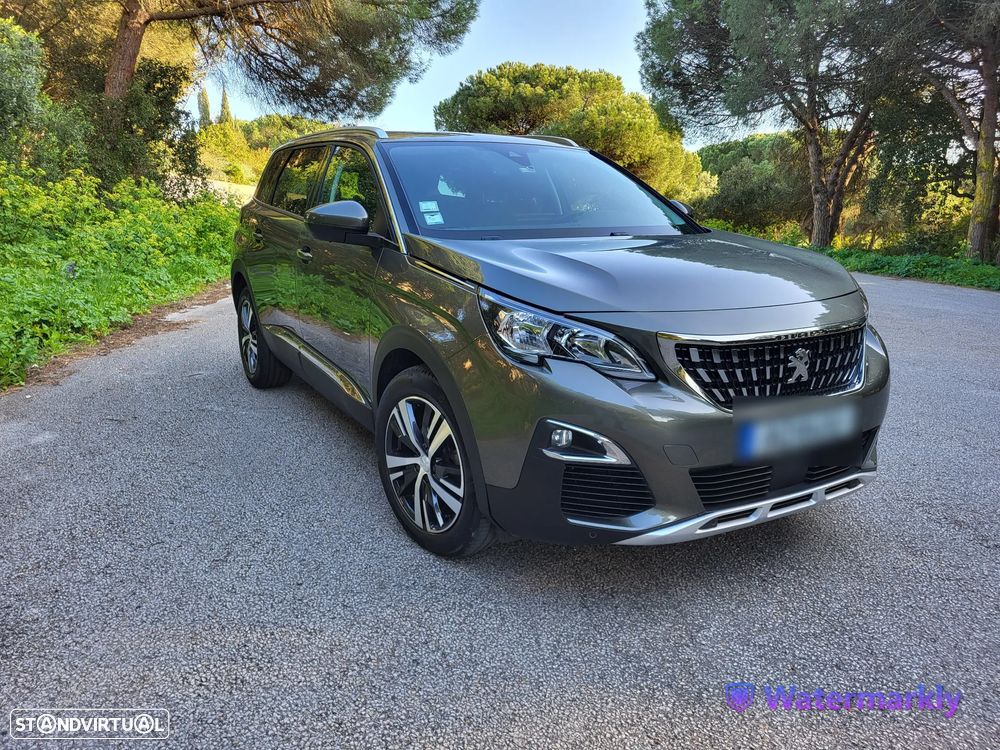 Peugeot 5008 - 8