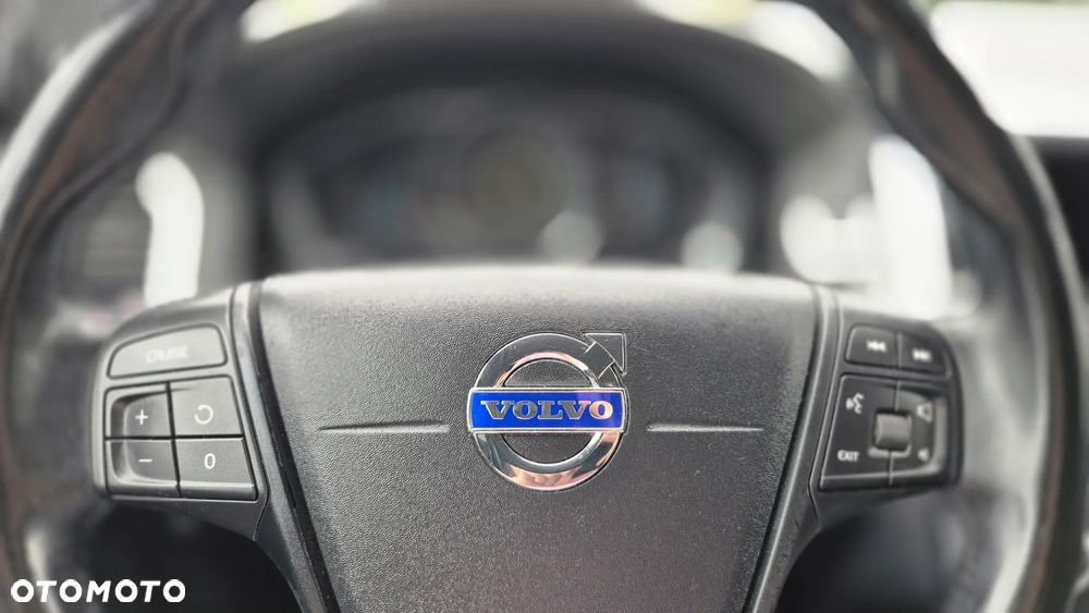 Volvo XC 60 D4 AWD Kinetic - 11