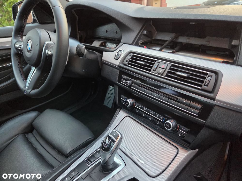 BMW Seria 5 530d xDrive Luxury Line - 26