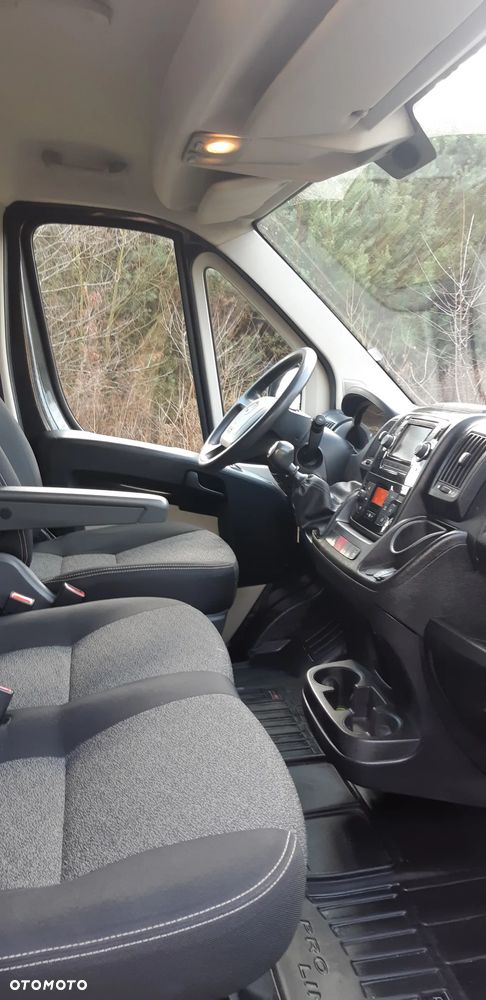 Fiat Ducato 2.3 - 12