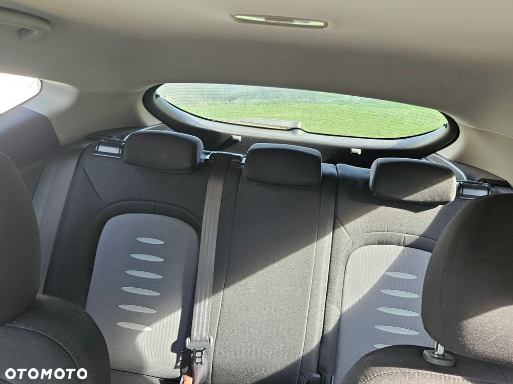 Kia Ceed 1.6 CRDi Business Line - 11