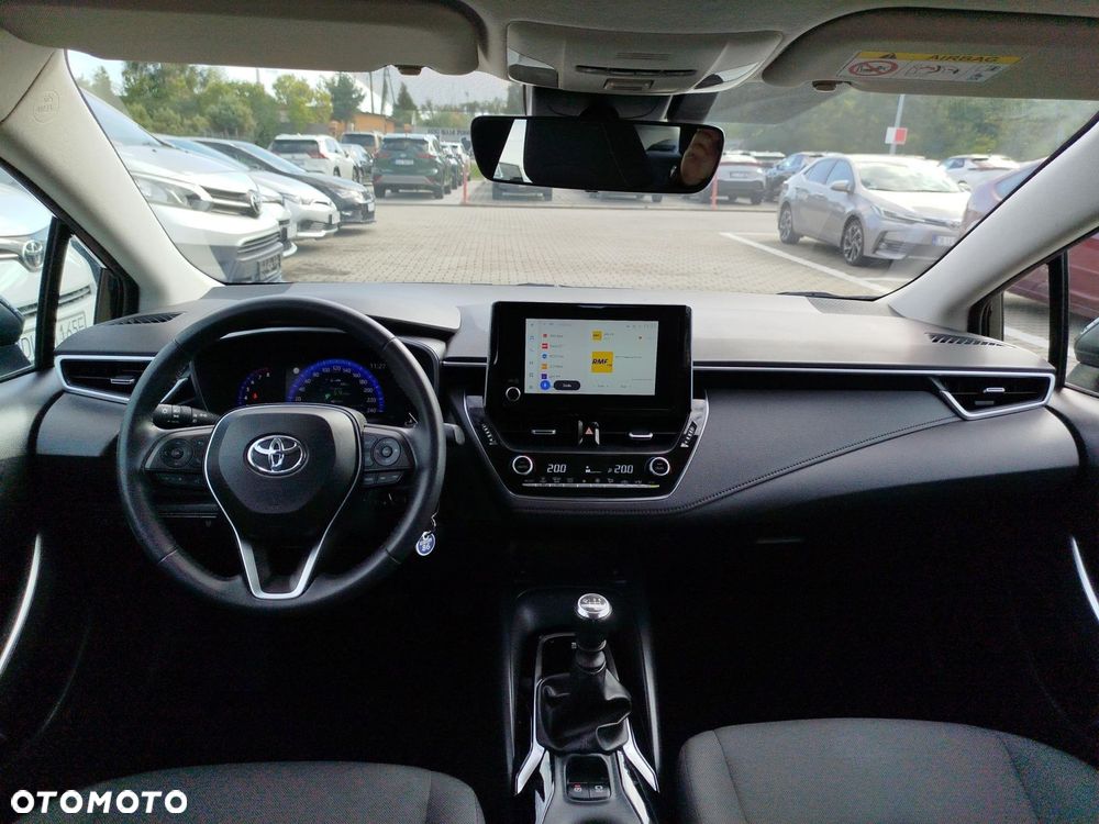 Toyota Corolla - 12