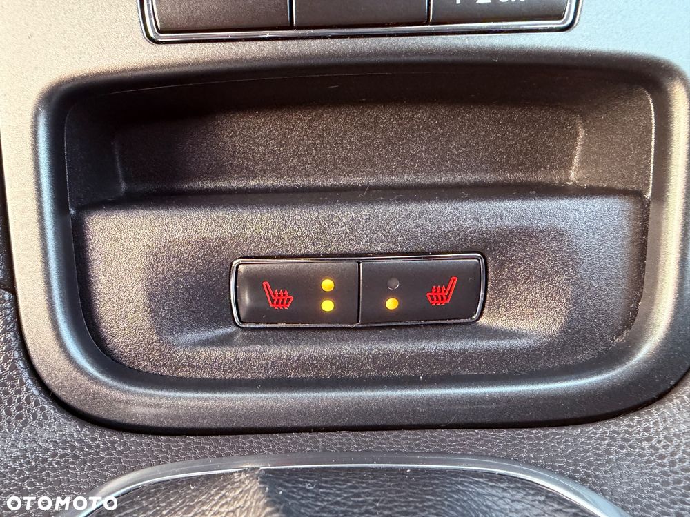 Ford Fiesta 1.25 SYNC Edition - 28