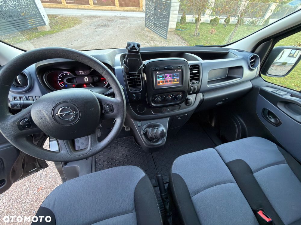 Opel Vivaro - 6