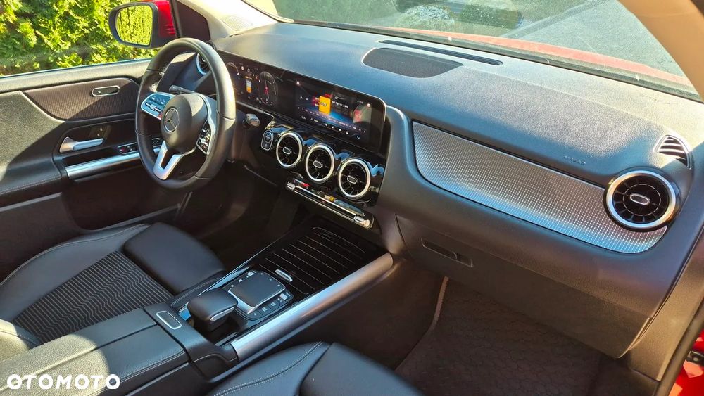 Mercedes-Benz Klasa B 180 Progressive 7G-DCT - 15