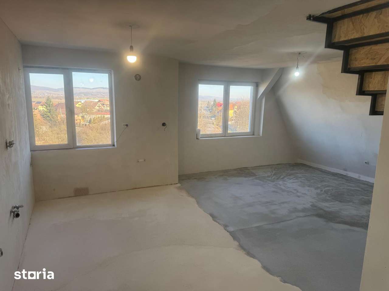Ap. 2 cam, Decomandat, semi renovat, Sângeorgiu de Mureș zona Apollo — fotografia 1