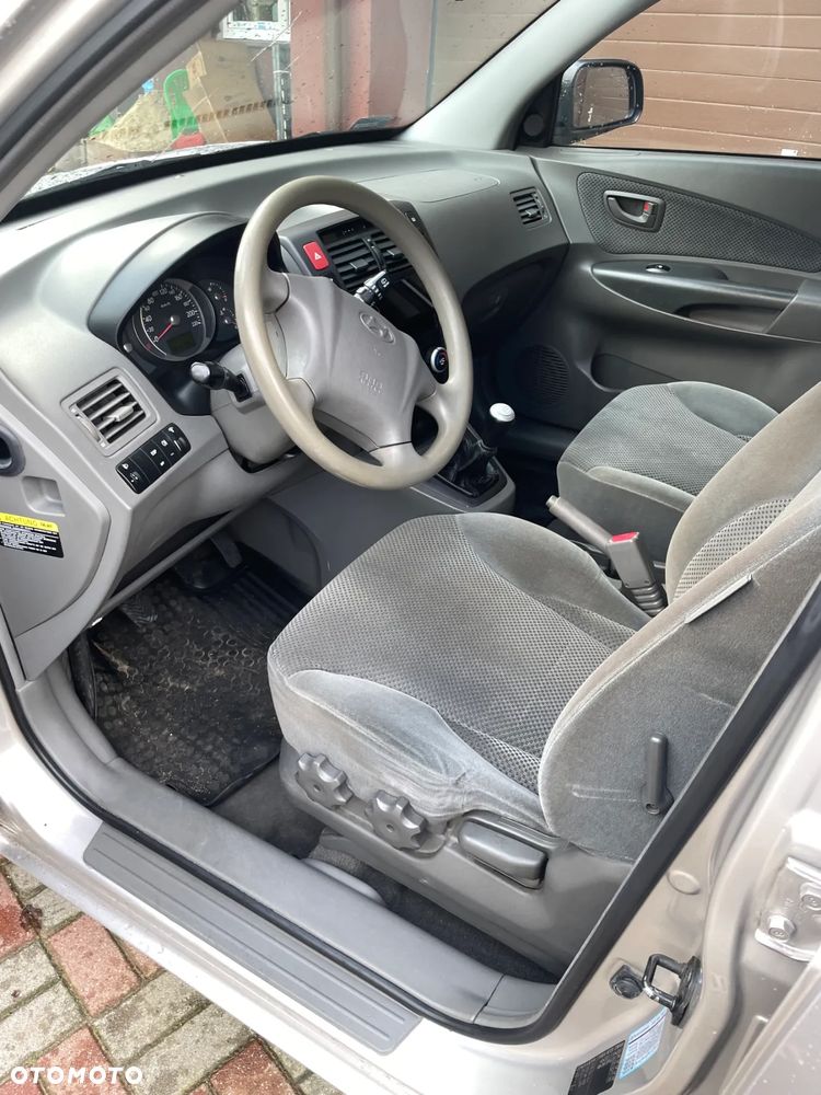 Hyundai Tucson 2.0 Comfort 2WD - 13