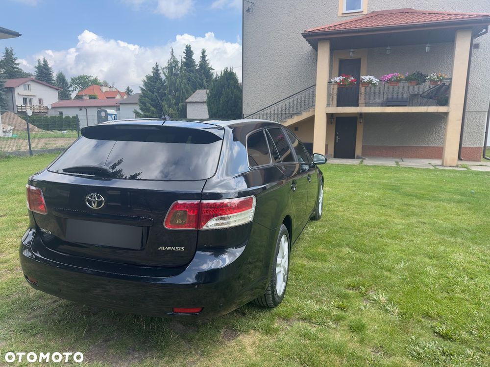 Toyota Avensis 2.2 D-4D Prestige NAVI - 7