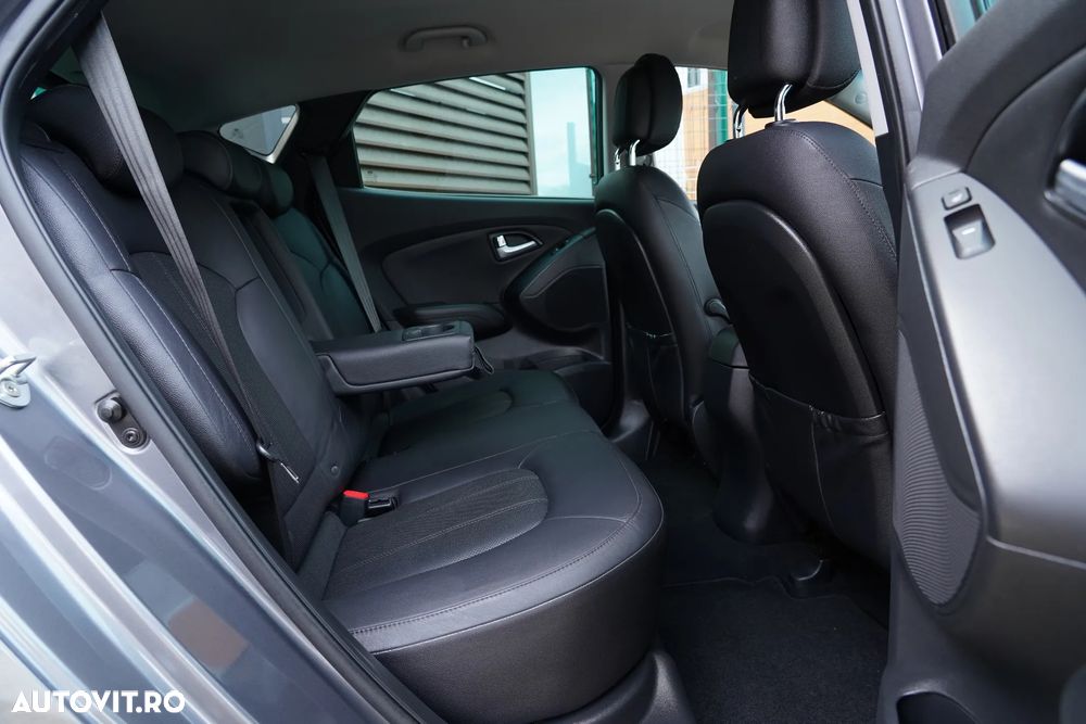 Hyundai ix35 2.0 CRDI 4WD Automatik Premium - 9