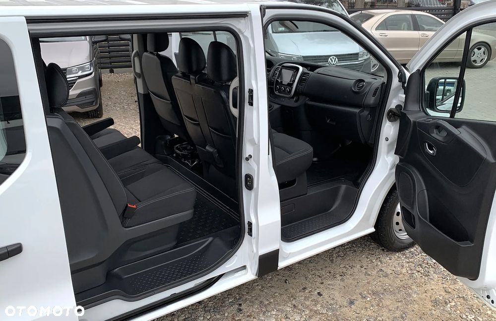 Renault Trafic - 16