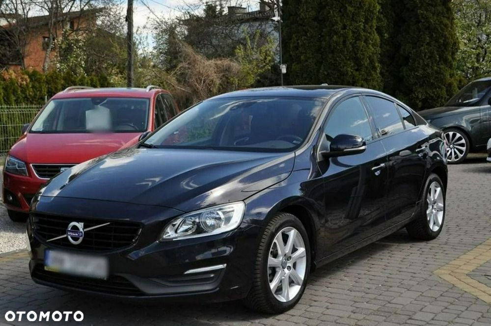 Volvo S60 D4 Drive-E Dynamic Edition (Kinetic) - 4