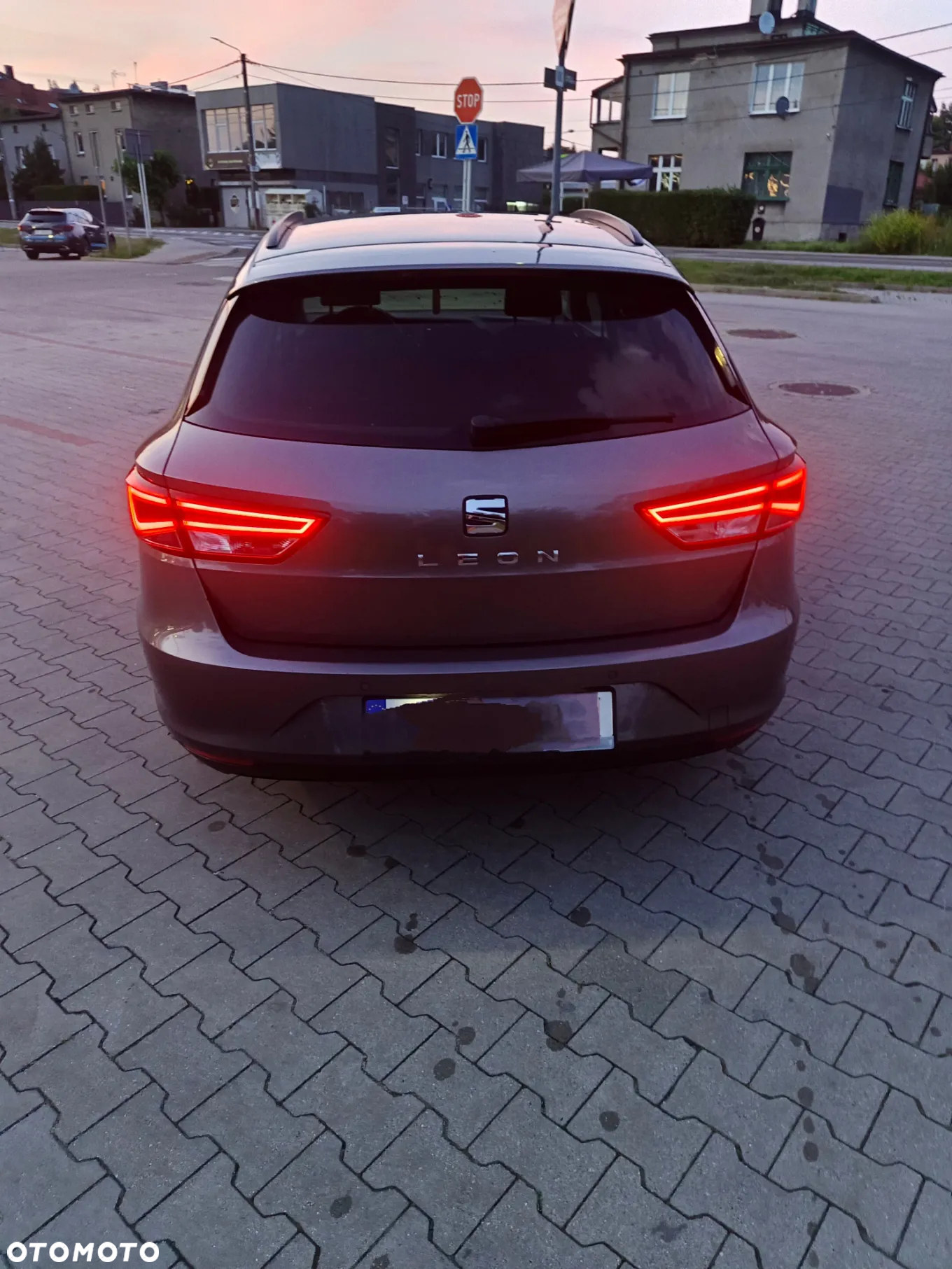 Seat Leon 1.6 TDI Style - 11