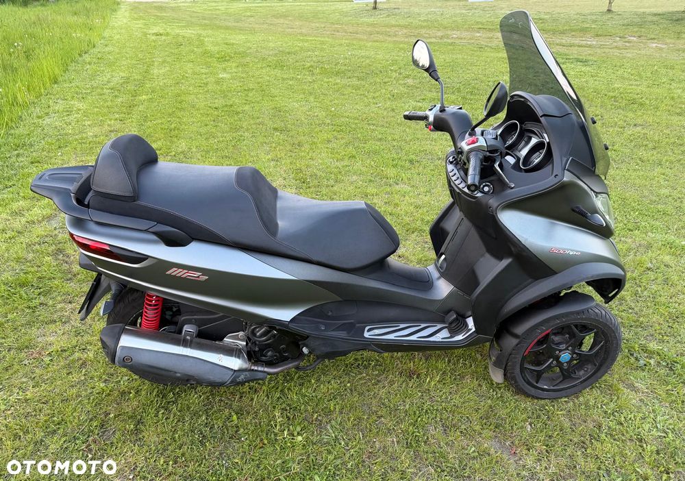 Piaggio MP-3 - 6