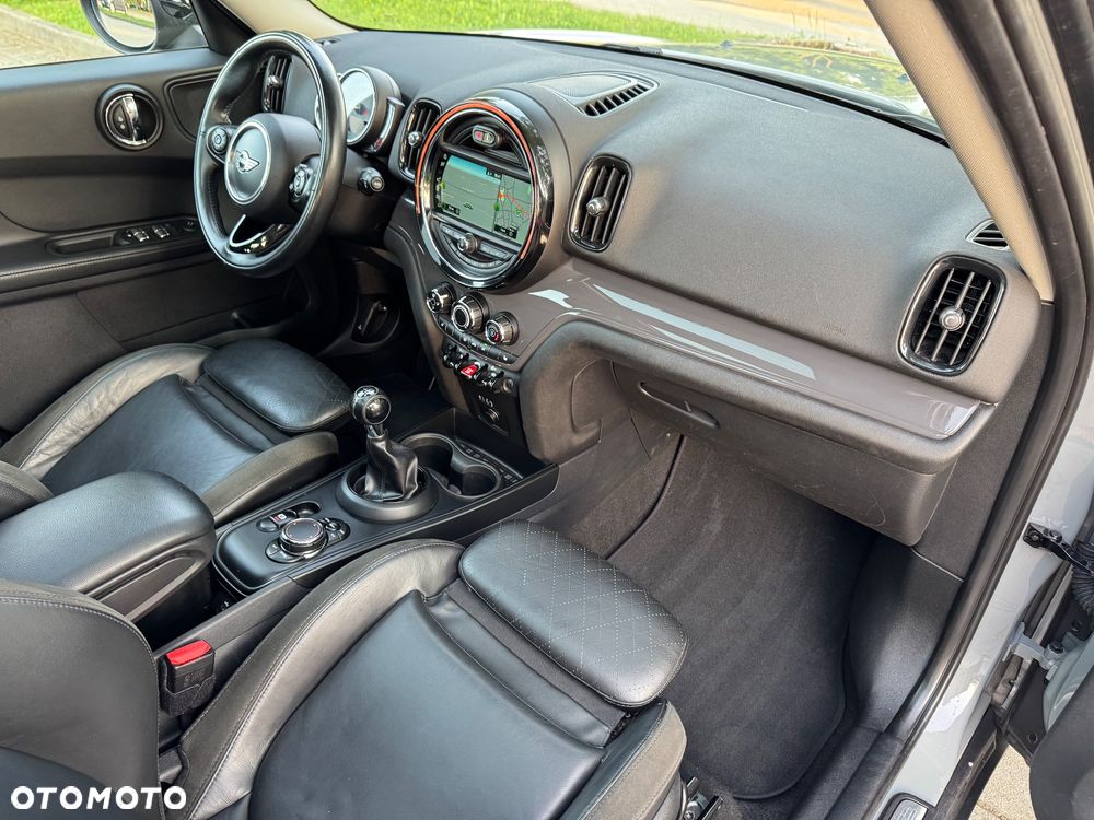 MINI Countryman Cooper ALL4 Trim - 22